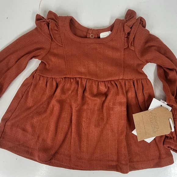New! Grayson Collective Baby Girls' Solid 2pc Top & Bottom Set - Red Newborn - Picture 3 of 7